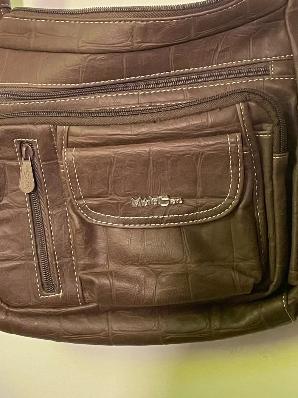 MultiSac Brown Croc-Embossed Shoulder Bag
